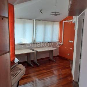 Zakup, Solin centar uredi