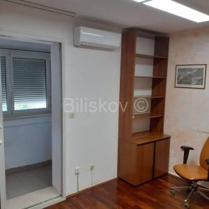 Zakup, Solin centar uredi