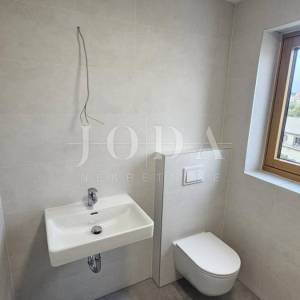 Zamet - dvosobni stan u novogradnji