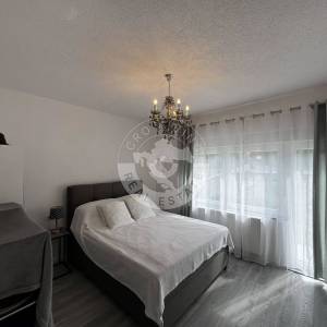 Zaprešić, Samostojeća kuća 310 m2, na površini od 1830 m2, sa gospodarskim prostorom