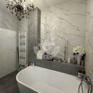 Zaprešić, Samostojeća kuća 310 m2, na površini od 1830 m2, sa gospodarskim prostorom