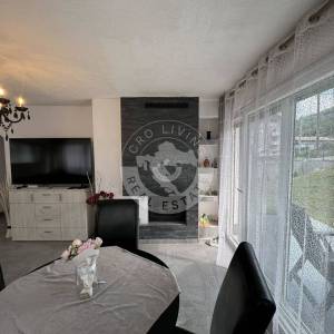 Zaprešić, Samostojeća kuća 310 m2, na površini od 1830 m2, sa gospodarskim prostorom