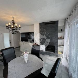 Zaprešić, Samostojeća kuća 310 m2, na površini od 1830 m2, sa gospodarskim prostorom