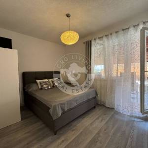 Zaprešić, Samostojeća kuća 310 m2, na površini od 1830 m2, sa gospodarskim prostorom