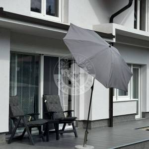 Zaprešić, Samostojeća kuća 310 m2, na površini od 1830 m2, sa gospodarskim prostorom