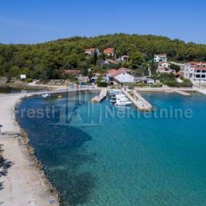 ŽDRELAC - GRAĐEVINSKO ZEMLJIŠTE - 4169 m2