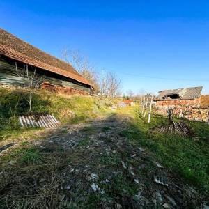 Zelina, kuća i gospodarski objekt, zemljište 830 m2