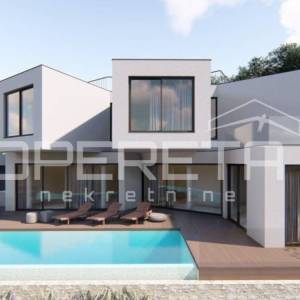 Zemljište s građevinskom dozvolom u Mimicama, 300 m od mora