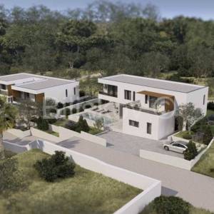 Zemljište s pravomoćnim dozvolom za izgradnju luksuzne vile