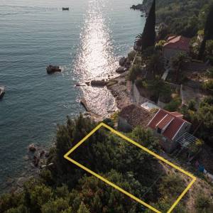 Zemljište u Platu / PRVI RED UZ MORE