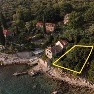 Zemljište u Platu / PRVI RED UZ MORE