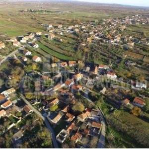 ZEMUNIK DONJI - ATRAKTIVNO POLJOPRIVREDNO ZEMLJIŠTE