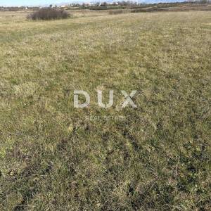  ZEMUNIK DONJI - Građevinsko zemljište 602m²!