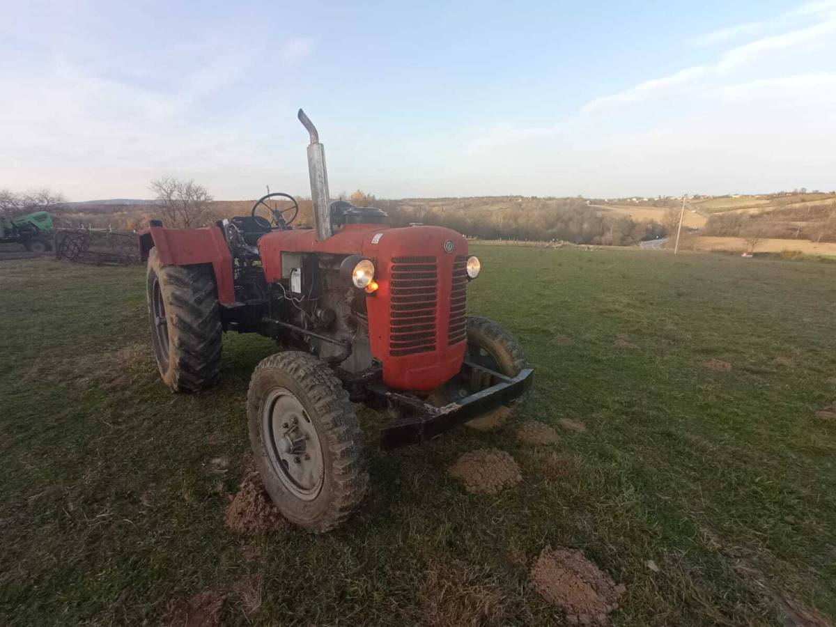 Zetor 50 super s papirima, može registriran