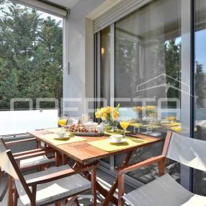 Žnjan, trosoban stan 101 m² s terasama i garažom