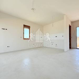 1-soban apartman s vrtom u novogradnji-Nin