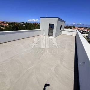 2-soban apartman s krovnom terasom *NOVOGRADNJA*-Privlaka