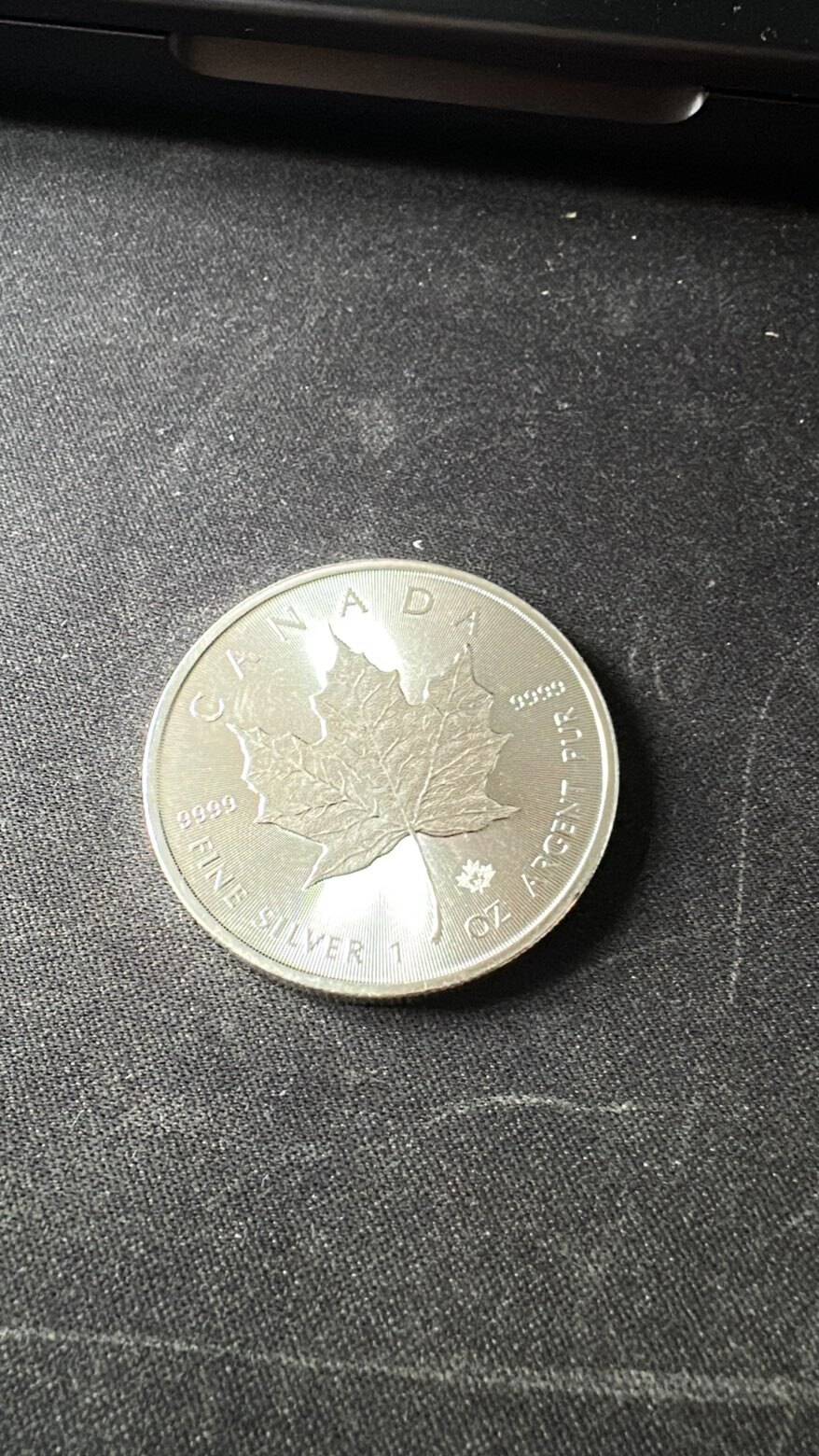 25UNCI CANADIAN MAPLE