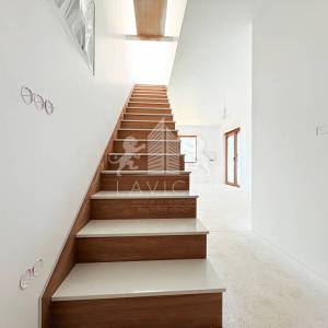 3-sobni penthouse, moderna novogradnja - Nin, Zadar