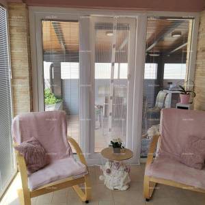 5 km do centra Pule simpatična kućica, 5 km do Ližnjana.