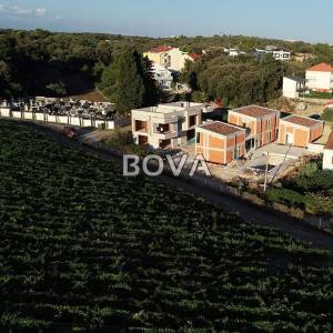 Apartman 134 m2 – Petrčane *Mirno naselje* (ID-2544/E)