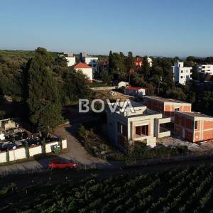 Apartman 134 m2 – Petrčane *Mirno naselje* (ID-2544/E)