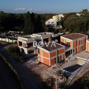 Apartman 134 m2 – Petrčane *Mirno naselje* (ID-2544/E)