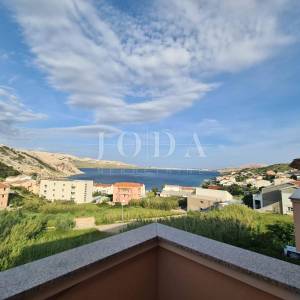Apartman 200m od mora na Pagu