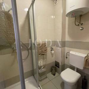 Apartman 200m od mora na Pagu