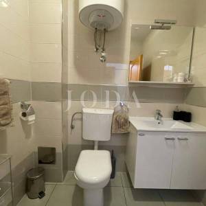 Apartman 200m od mora na Pagu