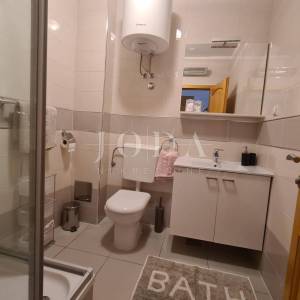 Apartman 200m od mora na Pagu