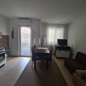 Apartman 200m od mora na Pagu