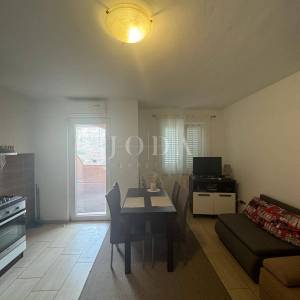 Apartman 200m od mora na Pagu