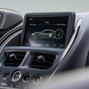 Aston Martin DBS Superleggera 5.2 V12 - 3 godine jamstva