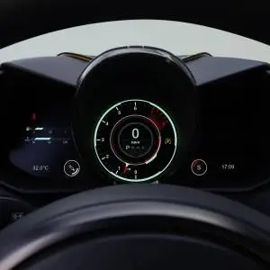 Aston Martin DBS Superleggera 5.2 V12 - 3 godine jamstva