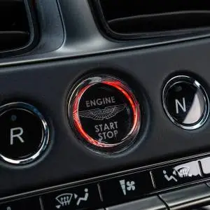 Aston Martin DBS Superleggera 5.2 V12 - 3 godine jamstva