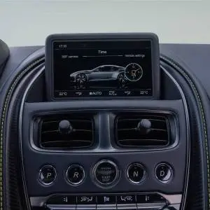 Aston Martin DBS Superleggera 5.2 V12 - 3 godine jamstva