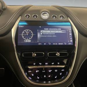 Aston Martin DBX AM8 550PS