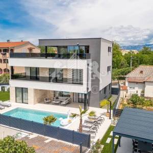 Atraktivna moderna villa s bazenom i jacuzzijem - Privlaka, Zadar