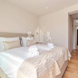 Atraktivna moderna villa s bazenom i jacuzzijem - Privlaka, Zadar