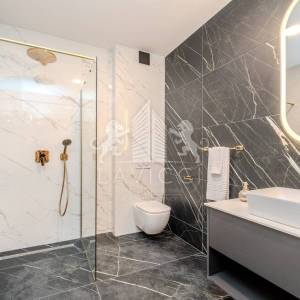 Atraktivna moderna villa s bazenom i jacuzzijem - Privlaka, Zadar