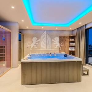 Atraktivna moderna villa s bazenom i jacuzzijem - Privlaka, Zadar