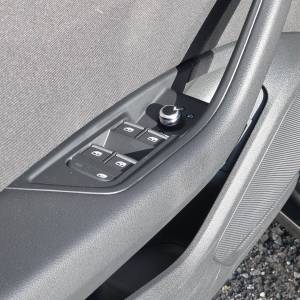 Audi A4 35 TDI S-TRONIC *83000 KM* JAMSTVO 12-24