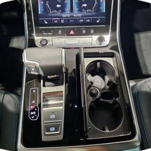 Audi Q8 50 TDI quattro Aut. S line 286 KS, ZRAČ+PANO+360°+GR SJED+KEY+VIRT+LANE