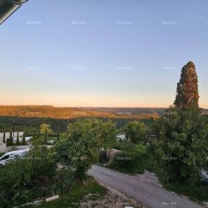 Autentična, istarska kamena kuća, s pogledom na more – Buje!