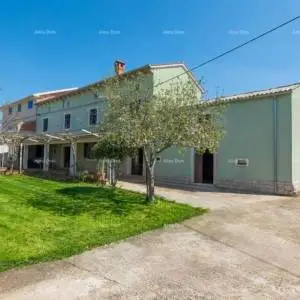 Autentično istarsko imanje kraj Žminja – kuća s  velikim potencijalom!