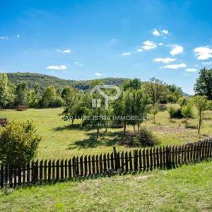 Autentično ličko Etno selo 11 kuća u okolici Udbine