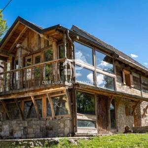 Autentično ličko Etno selo 11 kuća u okolici Udbine