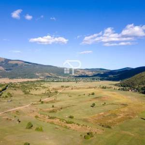 Autentično ličko Etno selo 11 kuća u okolici Udbine