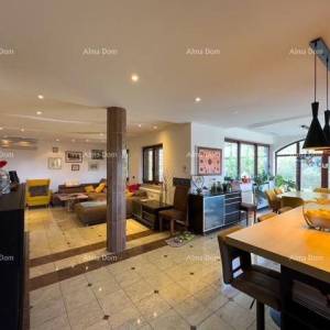 Bale: Prostrana vila s bazenom i kućom za goste